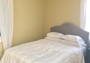 AMAZING WEST LA DUPLEX 2 BEDROOM