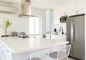 Avalon III by AvantStay | Mins to Gaslamp, Zoo & Airport | Beautiful Deck w/BBQ