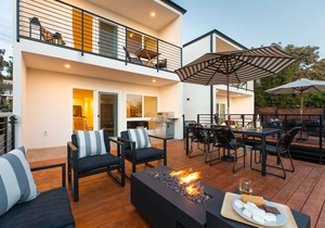 Avalon III by AvantStay | Mins to Gaslamp, Zoo & Airport | Beautiful Deck w/BBQ