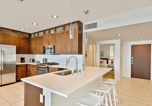 Beachfront Dog-Friendly Condo w/Spacious Deck, A/C, Ocean Views, Free WiFi