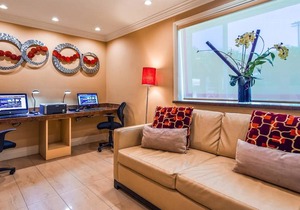 Best Western Plus Airport Plaza