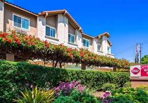 Best Western Plus Airport Plaza