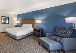 Best Western Town & Country Lodge
