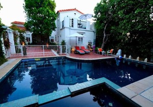 Beverly Hills Celebrity Home