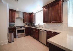Beverly Hills Luxury Condo, 5% Discounts on monthly bookings.