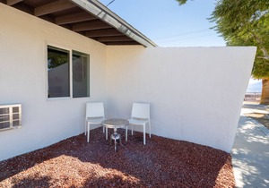C4- Long Short Term Colorful/Fresh Remodeled Apt