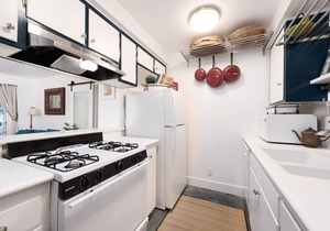 Centrally located, newly remodeled coastal elegance property with large outdoor living space