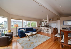 Charming Rental on Marine Terrace! Fabulous Location, Pet-Friendly Too!