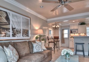 Chic Pier Bowl condo with patio - only 1 block to the beach