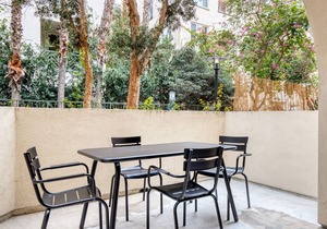 Classic Playa Vista 2BR w/Pool, Gym & W/D, nr 405, by Blueground