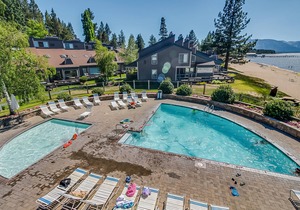 Condo with pool, hot tub & lake access