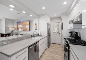 Dana Point Oceanfront Condo w/pool, best views!
