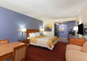 Days Inn by Wyndham San Diego-East/El Cajon