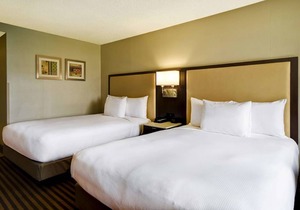 DoubleTree by Hilton Pleasanton at The Club