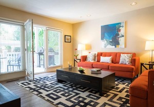 Downtown Napa! Unit A Walk to Everything! City Permit #VR16-0058