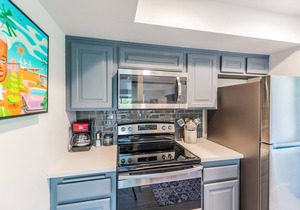 Downtown Palm Springs Luxury 1/1 Condo Pool/Spa/Tennis Courts