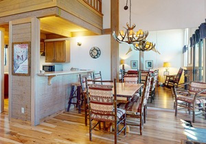 Fine lodge near skiing with futon & ski locker