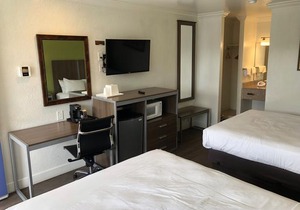 Gilroy Inn