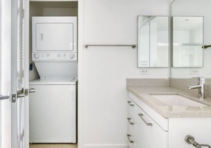 Gorgeous Downtown 1BR w/ Gym & W/D, next to Broad Museum, by Blueground