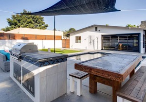 Heart of San Diego in Old Town. Private Oasis- 6 heated pool & Jacuzzi NEAR ALL.