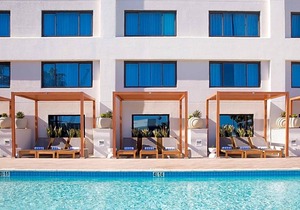 Hilton Santa Monica Hotel & Suites