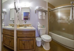 Historic Cary House Hotel
