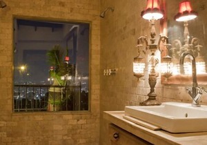 Hollywood Hills Contemporary Moroccan