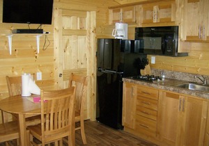 Lake Minden Camping Resort Cottage 5
