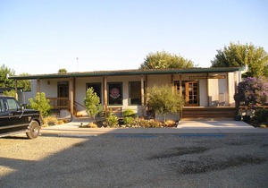 Lake Minden Camping Resort Cottage 6