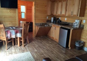 Lake of the Springs Camping Resort Cottage 7