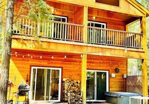 Lake Tahoe W. Shore Cabin, Tahoe Pines/Homewood, Sleeps 8-10, Hottub, Wifi, Cabl