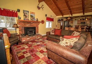 Lazy Bear Lodge 1235