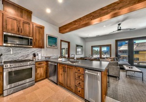 Luxury 2Br Residence steps from Heavenly Village & Gondola condo