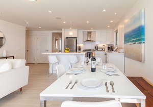 Luxury Beachfront Condo (2)