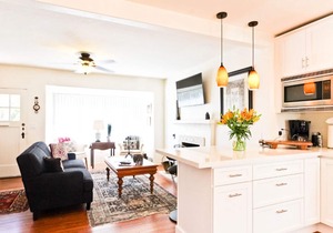 Luxury Downtown 2bd Spanish with Relaxing Spa