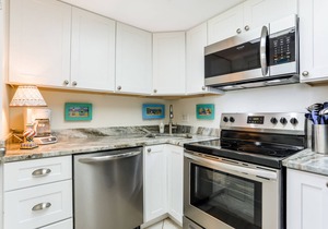 Marco Island beachfront walk-out unit!