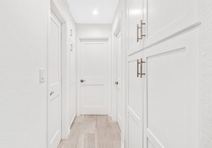Modern 2BRCondo❤️Step To Beach🌅Luxury ⭐️ Clean 🐶 Pet