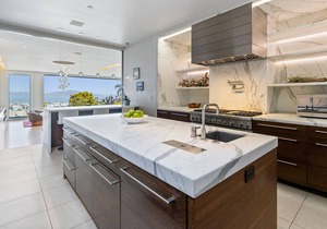 Modern Five Story Pacific Heights Villa