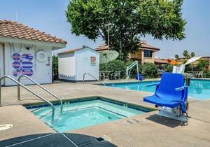 Motel 6 Oakdale, CA