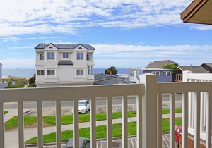 Ocean Surf Inn & Suites