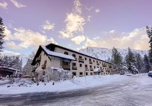 Olympic Village Inn Olympic Valley