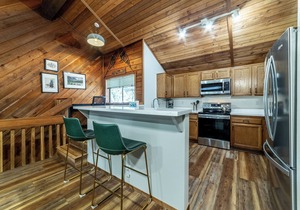 Peaceful Snowcreek Retreat 492