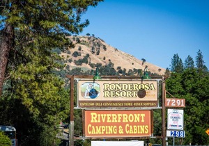 Ponderosa Camping Resort One-Bedroom Cabin 2
