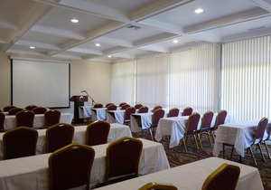Ramada by Wyndham Sacramento