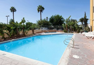 Ramada Plaza by Wyndham Garden Grove/Anaheim South