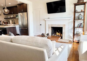Remodeled, Downtown, Large Yard/Spa
