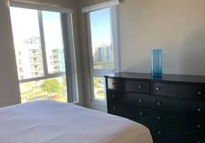 Resort style 2BR! Walk to the Beach!
