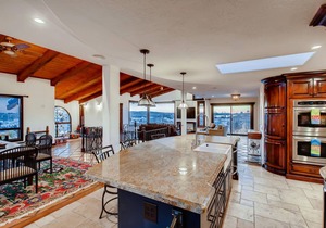 San Diego Villa heated pool, jacuzzi and sunset-views