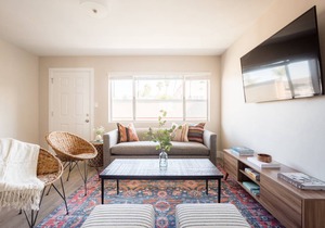 Seashore V by AvantStay Sleek La Jolla Flat 5mins from the Beach!