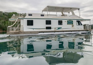 Shasta Marina Mirage II Houseboat